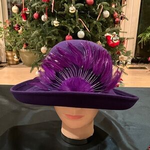 Elegant Purple Wool Feathered Women's Hat